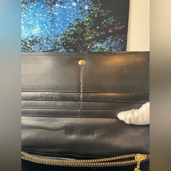 Yves Saint Laurent Vintage Black Soft Leather Wallet. Beautiful condition. - Picture 10 of 15